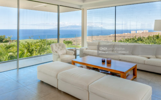 Villa en Adeje con vistas a La Gomera