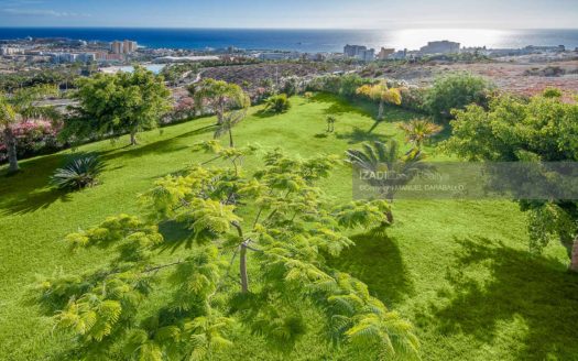 Design and exclusivity in Costa Adeje with Lovely Views to the Sea and La Gomera Island