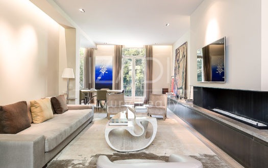 Bonita casa familiar con jardín en Neuilly Sur Seine, Paris