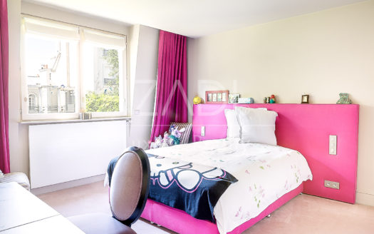 Bonita casa familiar con jardín en Neuilly Sur Seine, Paris