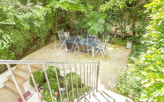Bonita casa familiar con jardín en Neuilly Sur Seine, Paris