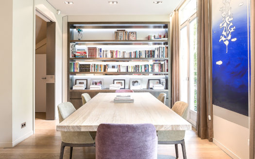 Bonita casa familiar con jardín en Neuilly Sur Seine, Paris