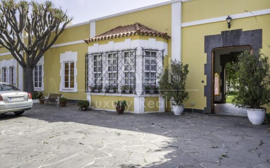 Manor House in Monte Lentiscal