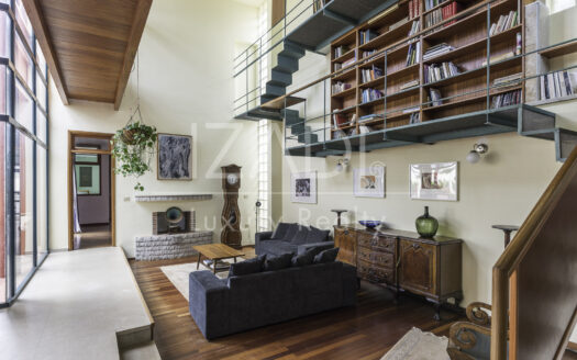 Villa with Large Garden next to Bajamar Yacht Club