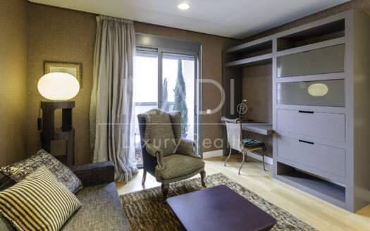 Minilla Swing, ático en una planta con gran terraza