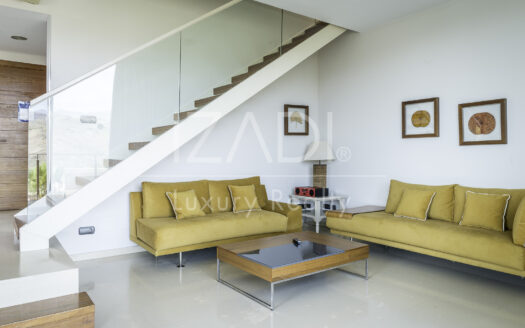 Chalet en Urbanización Privada dentro de Salobre Golf