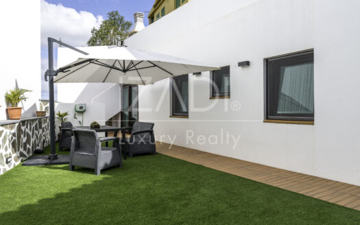 Chalet Independiente a estrenar con piscina, amplias terrazas, apartamento independiente,…