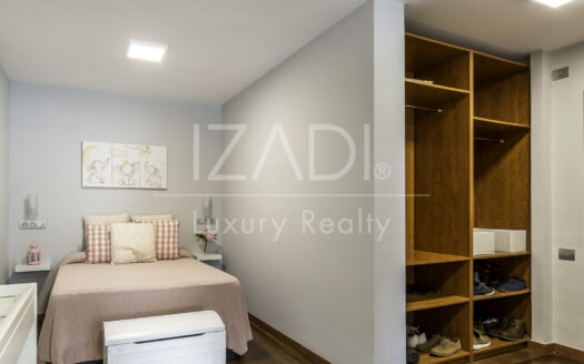 Chalet Independiente a estrenar con piscina, amplias terrazas, apartamento independiente,…