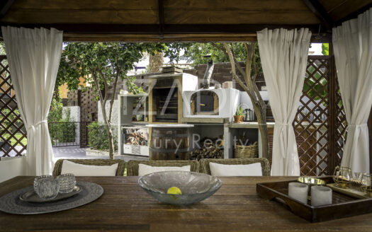 Refurbished Detached Villa 6 Bedrooms, Ciudad Jardín