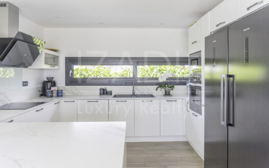 Exclusive Luxury Villa in Lanzarote – Elegance and Privacy in Costa Teguise