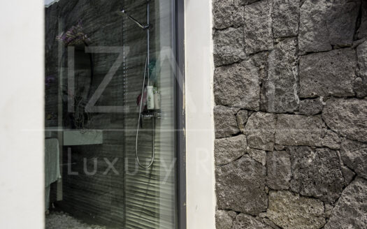 Exclusive Luxury Villa in Lanzarote – Elegance and Privacy in Costa Teguise