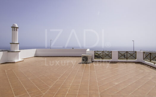 Villa with Large Garden and Pool Overlooking the Sea in Mácher, Lanzarote