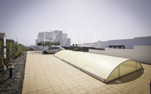 Villa with Large Garden and Pool Overlooking the Sea in Mácher, Lanzarote